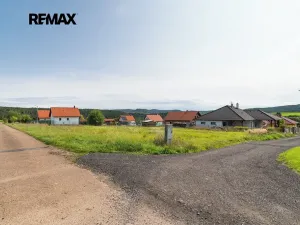 Prodej pozemku pro bydlení, Mlečice, 983 m2