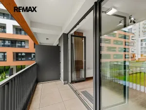 Pronájem bytu 1+kk, Praha - Hloubětín, Poděbradská, 37 m2