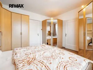 Pronájem bytu 2+1, Praha - Řepy, Čistovická, 63 m2