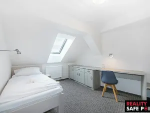 Prodej ubytování, Dobřany, Lipová, 820 m2