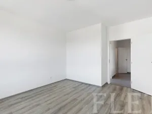 Prodej bytu 2+kk, Praha - Hloubětín, Za černým mostem, 55 m2