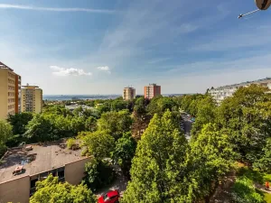 Prodej bytu 2+kk, Praha - Kobylisy, Třeboradická, 47 m2