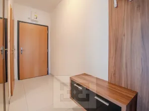 Pronájem bytu 3+kk, Praha - Velká Chuchle, 70 m2