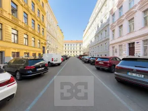 Pronájem bytu 2+kk, Praha - Smíchov, V lesíčku, 54 m2