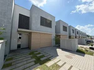 Prodej rodinného domu, Pardubice, 176 m2