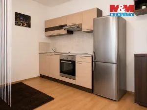 Pronájem bytu 1+kk, Praha - Letňany, Pavla Beneše, 40 m2