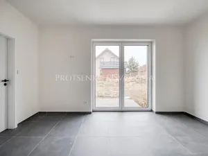 Prodej rodinného domu, Frymburk, 218 m2