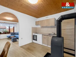 Prodej rodinného domu, Kly - Dolní Vinice, 176 m2