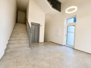 Prodej bytu 3+kk, České Budějovice, Dobrovodská, 73 m2