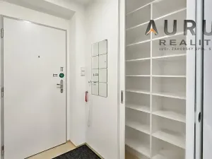 Prodej bytu 3+kk, Praha - Břevnov, Bělohorská, 73 m2
