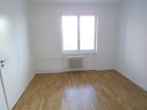 Pronájem bytu 2+1, Praha - Záběhlice, Malovická, 53 m2