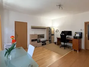 Pronájem bytu 2+kk, Jihlava, Komenského, 50 m2