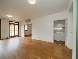 Pronájem bytu 5+1, Praha - Smíchov, Štefánikova, 168 m2