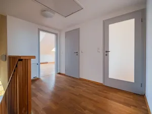 Pronájem kanceláře, Praha - Smíchov, Štefánikova, 168 m2