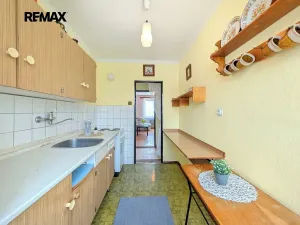 Prodej bytu 3+1, Čerčany, Družstevní, 64 m2