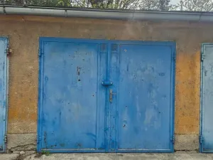 Pronájem garáže, Brno, Kneslova, 18 m2
