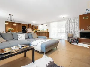 Prodej rodinného domu, Vážany, 367 m2