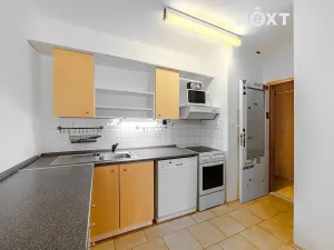 Pronájem bytu 3+1, Praha - Troja, Lublinská, 67 m2