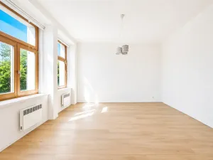 Pronájem bytu 1+kk, Praha - Holešovice, Na Maninách, 33 m2