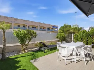 Prodej rodinného domu, Orihuela, Španělsko, Paseo Marítimo de Punta Prima, 84 m2
