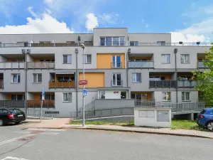 Pronájem bytu 2+kk, Praha - Uhříněves, Saturnova, 45 m2
