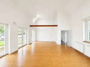Prodej vily, Praha - Lipence, Na Bambouzku, 300 m2