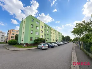 Prodej bytu 3+1, Praha - Suchdol, Gagarinova, 71 m2