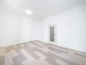 Pronájem bytu 1+1, Plzeň - Vnitřní Město, Veleslavínova, 38 m2