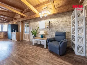 Prodej rodinného domu, Blatno - Mezihoří, 384 m2