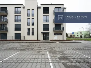 Pronájem bytu 3+kk, Pohořelice, U Kasáren, 70 m2