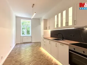 Pronájem bytu 2+kk, Praha - Smíchov, Plzeňská, 45 m2