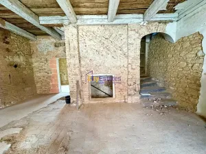 Prodej komerční nemovitosti, Tuhaň, 700 m2