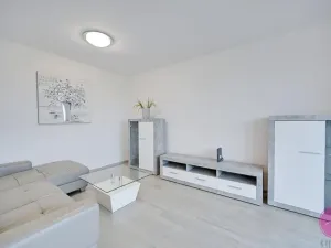 Pronájem bytu 2+kk, Olomouc, Topolová, 47 m2