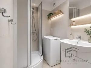 Prodej bytu 2+kk, Praha - Hostivař, Tenisová, 39 m2