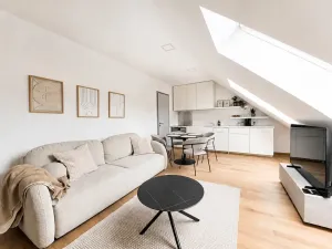 Prodej ubytování, Praha - Smíchov, Bieblova, 57 m2