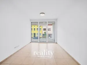 Pronájem kanceláře, Znojmo, Jarošova, 13 m2