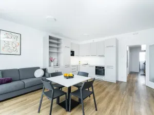 Pronájem bytu 3+kk, Praha - Vysočany, Odkolkova, 75 m2