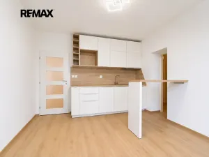 Pronájem bytu 2+kk, Rudná, Masarykova, 47 m2