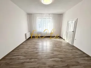 Pronájem bytu 3+1, Kutná Hora - Sedlec, Vítězná, 89 m2