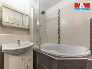 Prodej rodinného domu, Benešov u Semil, 270 m2