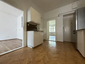 Pronájem bytu 2+kk, Praha - Holešovice, Tusarova, 64 m2