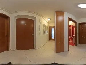 Prodej bytu 3+kk, Praha - Kobylisy, 70 m2
