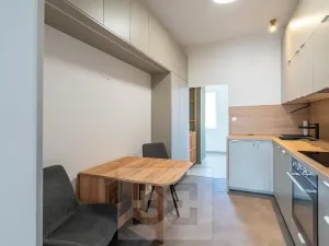 Pronájem bytu 1+1, Praha - Žižkov, Prokopova, 33 m2