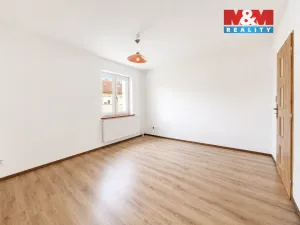 Pronájem bytu 3+1, Kadaň, Obránců míru, 70 m2