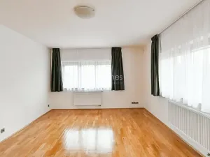Pronájem vily, Praha - Nebušice, 360 m2