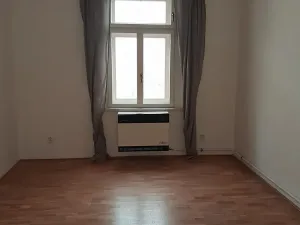 Pronájem bytu 1+1, Praha - Žižkov, Ondříčkova, 35 m2