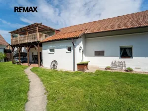 Prodej rodinného domu, Pečky, Pečecká, 140 m2