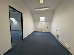 Pronájem kanceláře, Praha - Libuš, Libušská, 130 m2