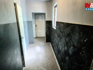 Pronájem obchodního prostoru, Kladno, T. G. Masaryka, 157 m2