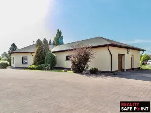 Prodej obchodního prostoru, Zruč-Senec, Plánská, 3159 m2